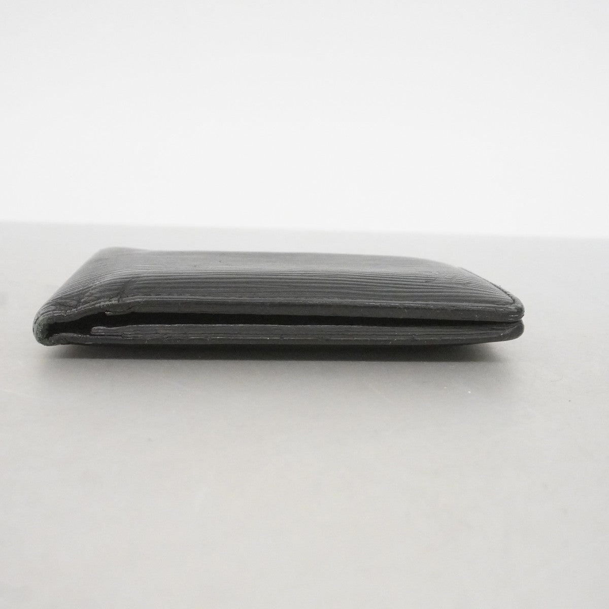 【6fd5137-k】ルイヴィトン 札入れ エピ ポルトフォイユミュルティプル M60662 ノワール【中古】メンズ
