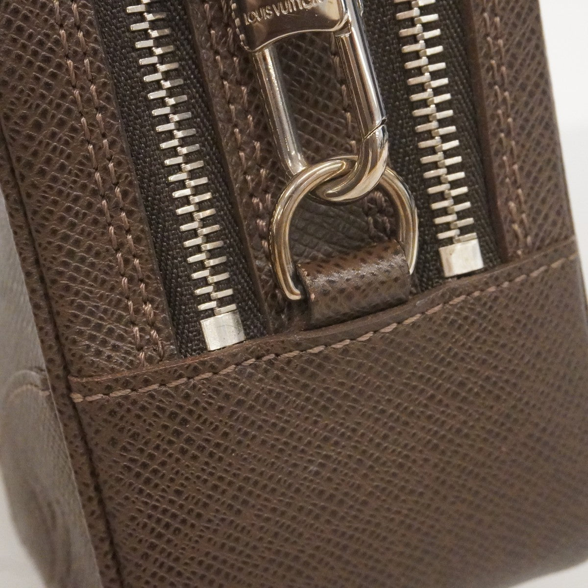 【6fd5151-k】ルイヴィトン クラッチバッグ タイガ パヴェル M31148 グリズリ【中古】メンズ