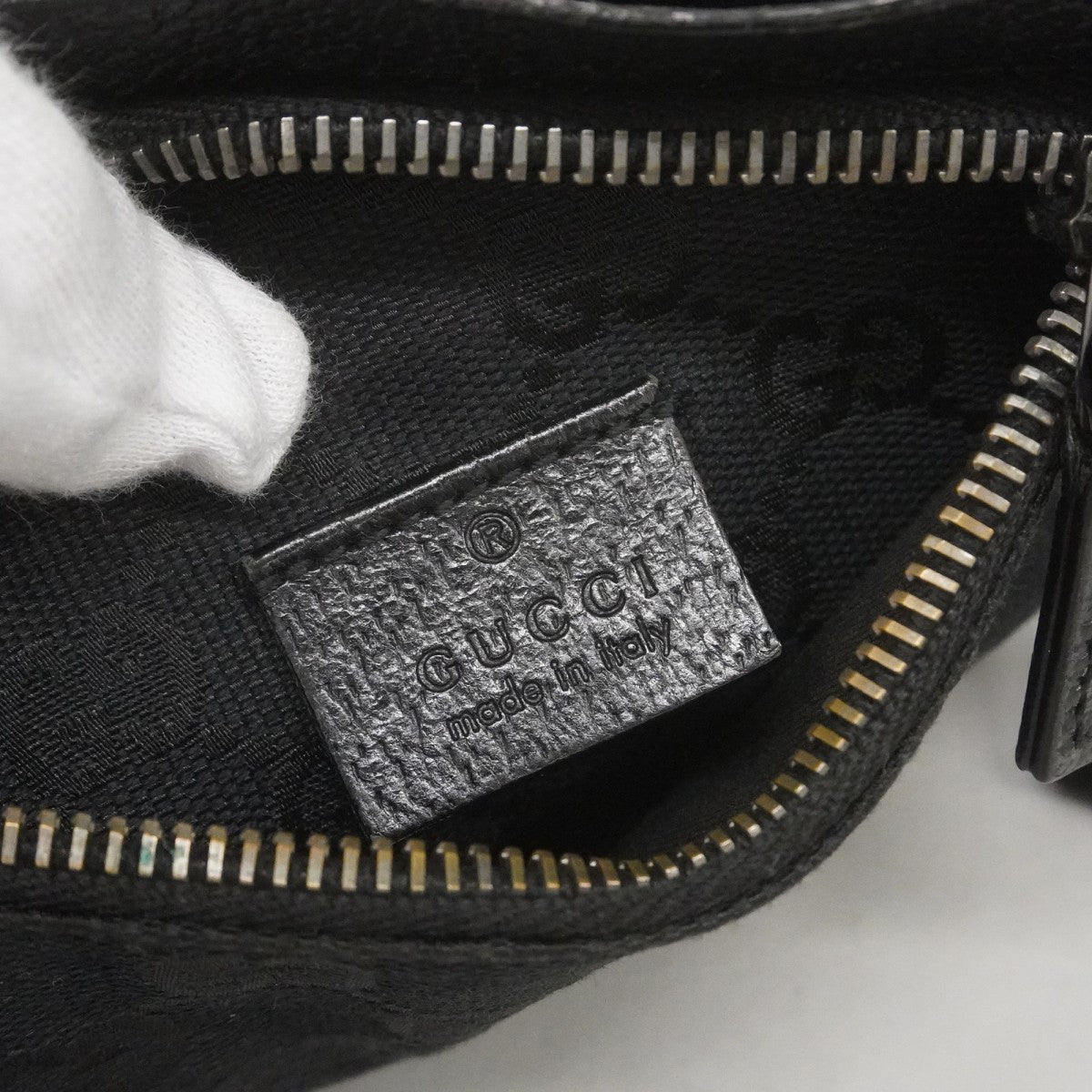 【6fd5199-k】グッチ ウエストバッグ GGキャンバス 28566 キャンバス ブラック シルバー金具【中古】レディース