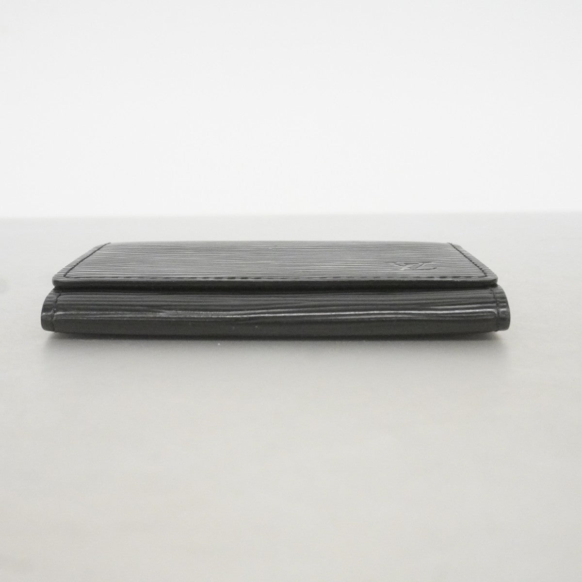 【6fd5206-k】ルイヴィトン 名刺入れ エピ アンヴェロップカルトドゥヴィジット M60652 ノワール【中古】メンズ レディース ユニセックス