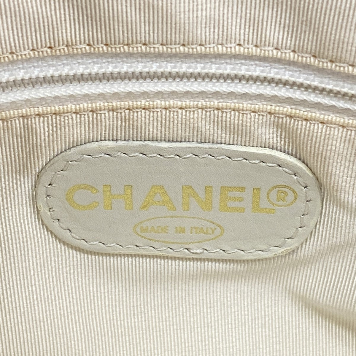 【6fd5219-k】シャネル トートバッグ レザー ホワイト ゴールド金具【中古】レディース