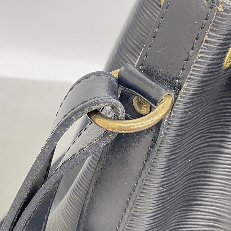 【6fd5251-k】ルイヴィトン ショルダーバッグ エピ プチノエ M59012 ノワール【中古】レディース
