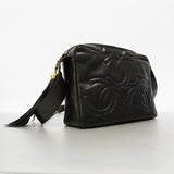 【6fd5270】シャネル ショルダーバッグ トリプルココ フリンジショルダー ラムスキン ブラック ゴールド金具【中古】レディース