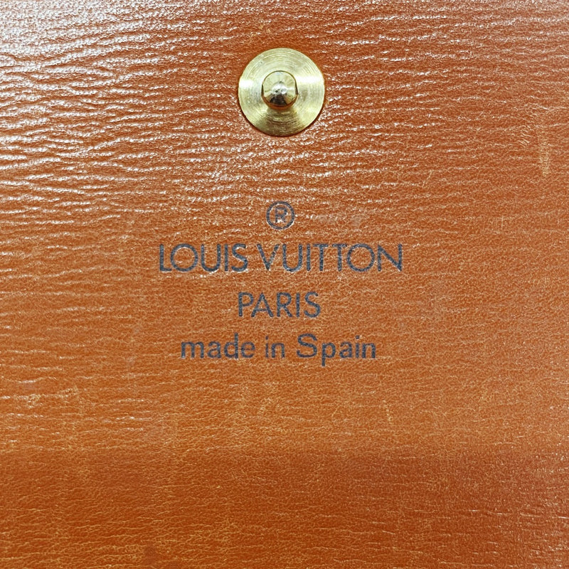 【6fd5285】ルイヴィトン 三つ折り長財布 エピ ポルトフォイユインターナショナル M63388 ケニアブラウン【中古】レディース