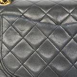 【6fd5329】シャネル ショルダーバッグ マトラッセ Wフラップ Wチェーン ラムスキン ブラック ゴールド金具【中古】レディース