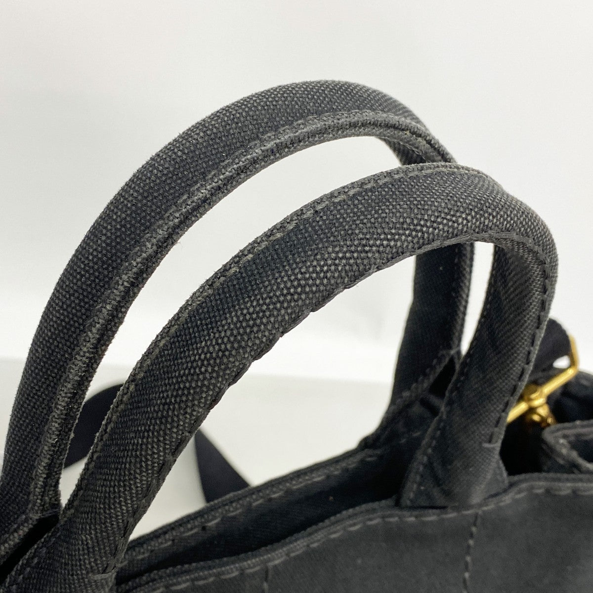 【6fd5348】プラダ トートバッグ カナパ キャンバス ブラック ゴールド金具 2wayバッグ【中古】レディース