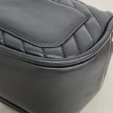 【6fd5351】シャネル ポシェット Vステッチ チェーンショルダー ラムスキン ブラック ゴールド金具【中古】レディース