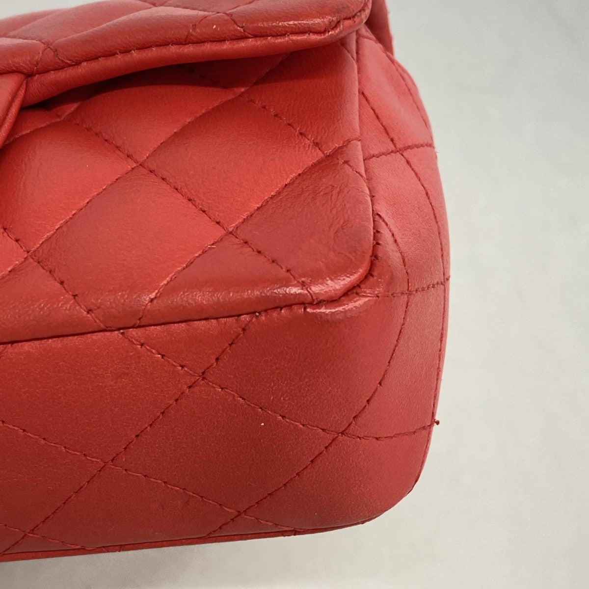 【6fd5353】シャネル ショルダーバッグ ミニマトラッセ チェーンショルダー ラムスキン レッド シルバー金具【中古】レディース