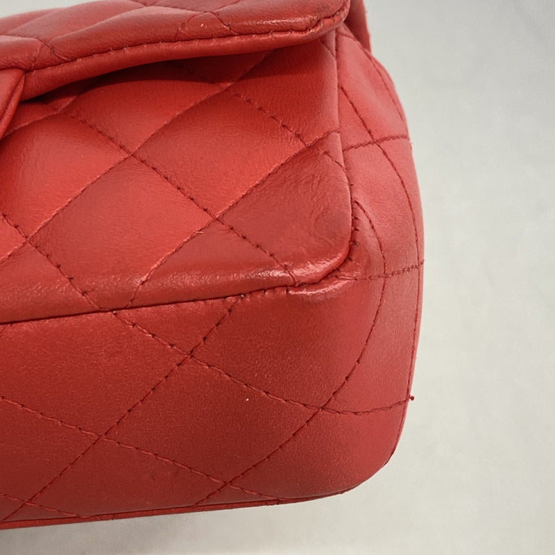 【6fd5353】シャネル ショルダーバッグ ミニマトラッセ チェーンショルダー ラムスキン レッド シルバー金具【中古】レディース