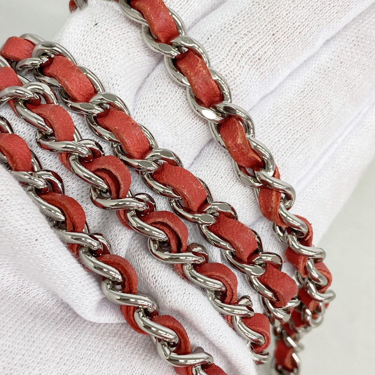 【6fd5353】シャネル ショルダーバッグ ミニマトラッセ チェーンショルダー ラムスキン レッド シルバー金具【中古】レディース