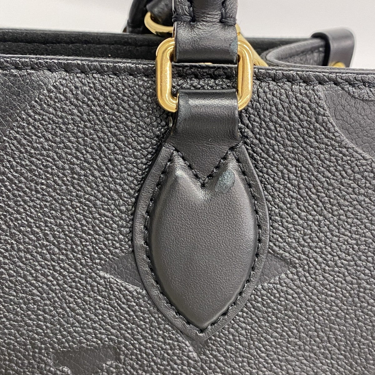 【6fd5359】ルイヴィトン ハンドバッグ モノグラム・アンプラント オンザゴーPM M45653 ノワール 2wayバッグ【中古】レディース