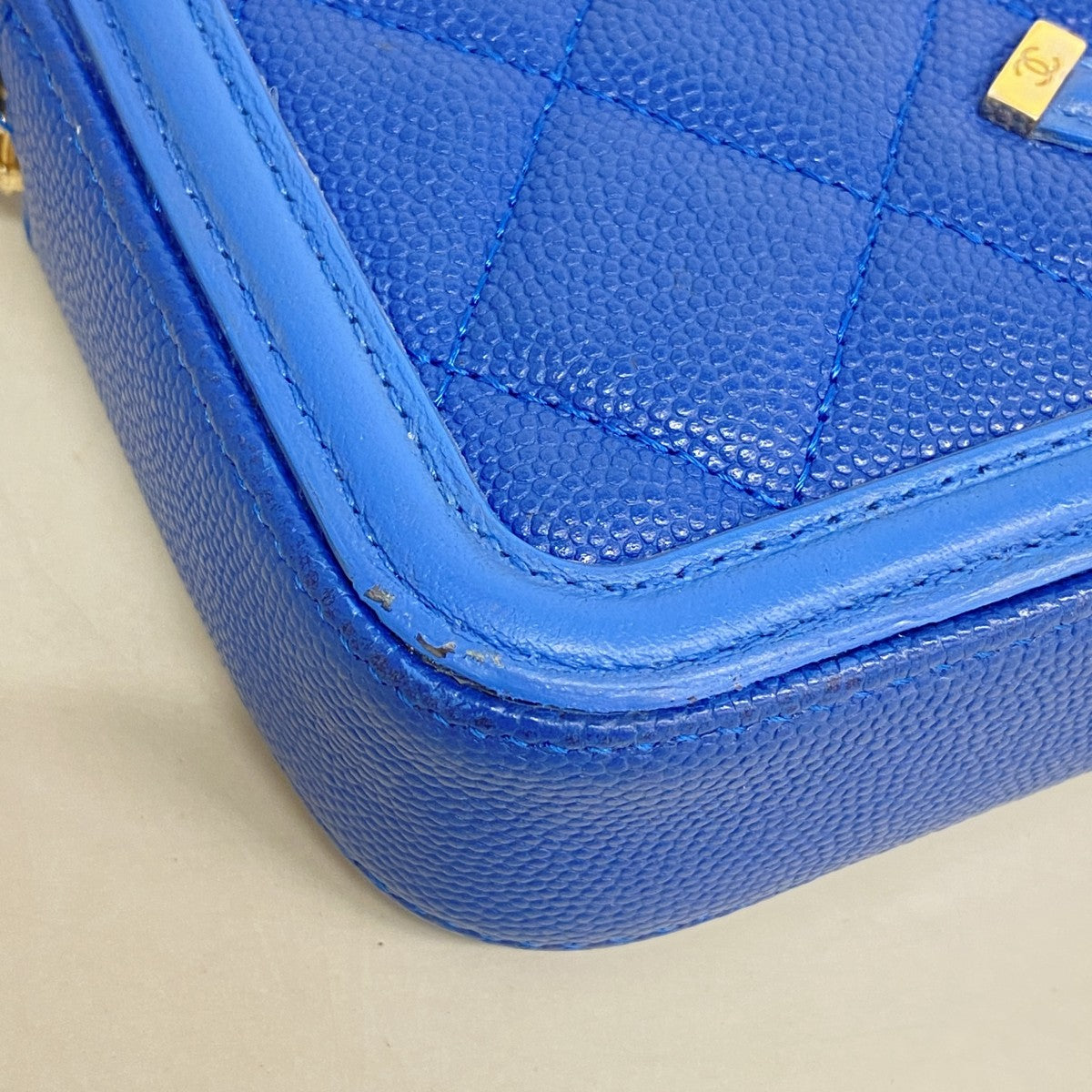 【6fd5406】シャネル ポシェット チェーンショルダー CCフィリグリー キャビアスキン ブルー シャンパンゴールド金具【中古】レディース