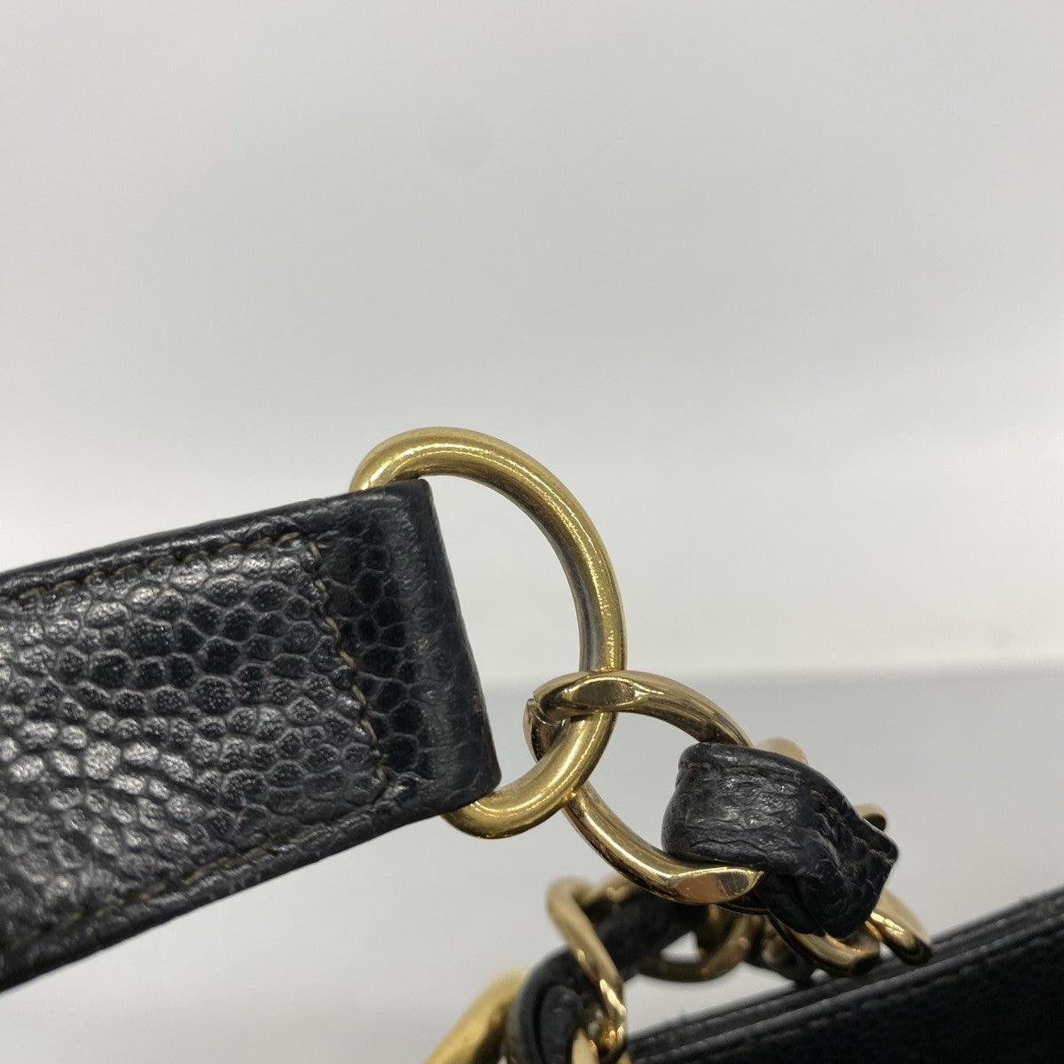 【6fd5408-k】シャネル チェーントート マトラッセ キャビアスキン ブラック ゴールド金具【中古】レディース
