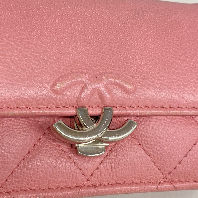 【6fd5434】シャネル 三つ折り財布 マトラッセ ハーフココ キャビアスキン ピンク シルバー金具【中古】レディース