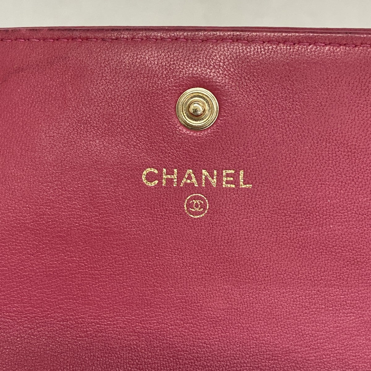 【6fd5435】シャネル 長財布 カメリア ラムスキン レッド ピンク ゴールド金具【中古】レディース