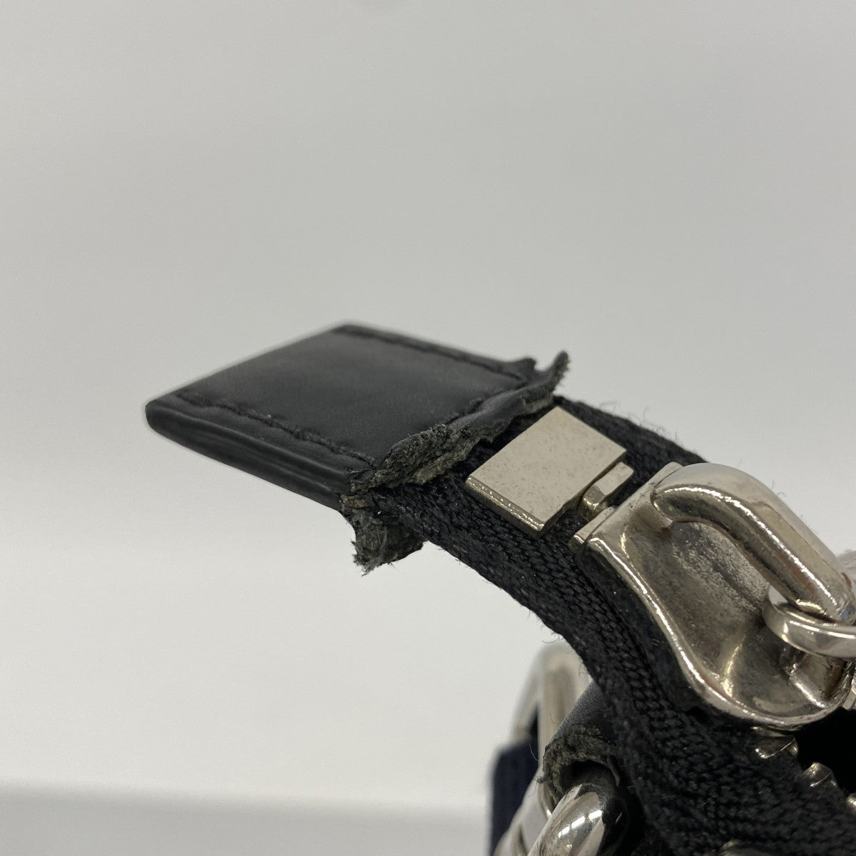 【6fd5452-k】グッチ ショルダーバッグ GGスプリーム 474137 PVC ブラック シルバー金具【中古】メンズ