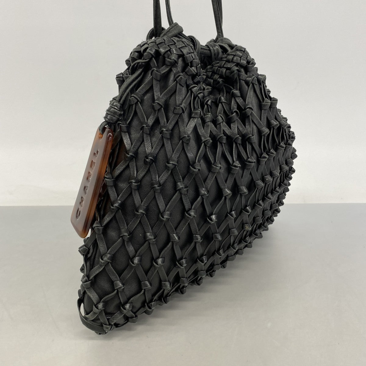 【6fd5453-k】シャネル ショルダーバッグ レザー ブラック ゴールド金具【中古】レディース