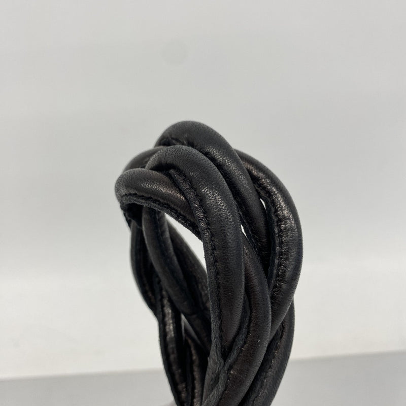 【6fd5454-k】シャネル ショルダーバッグ マトラッセ ラムスキン ブラック ゴールド金具【中古】レディース