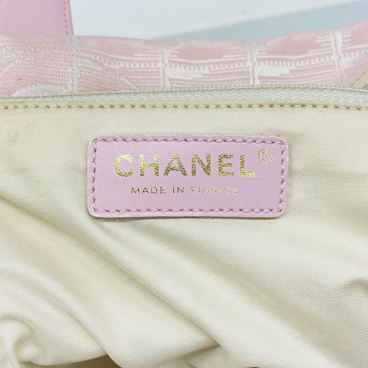 【6fd5455-k】シャネル トートバッグ ニュートラベル ナイロン ピンク シルバー ゴールド金具【中古】レディース