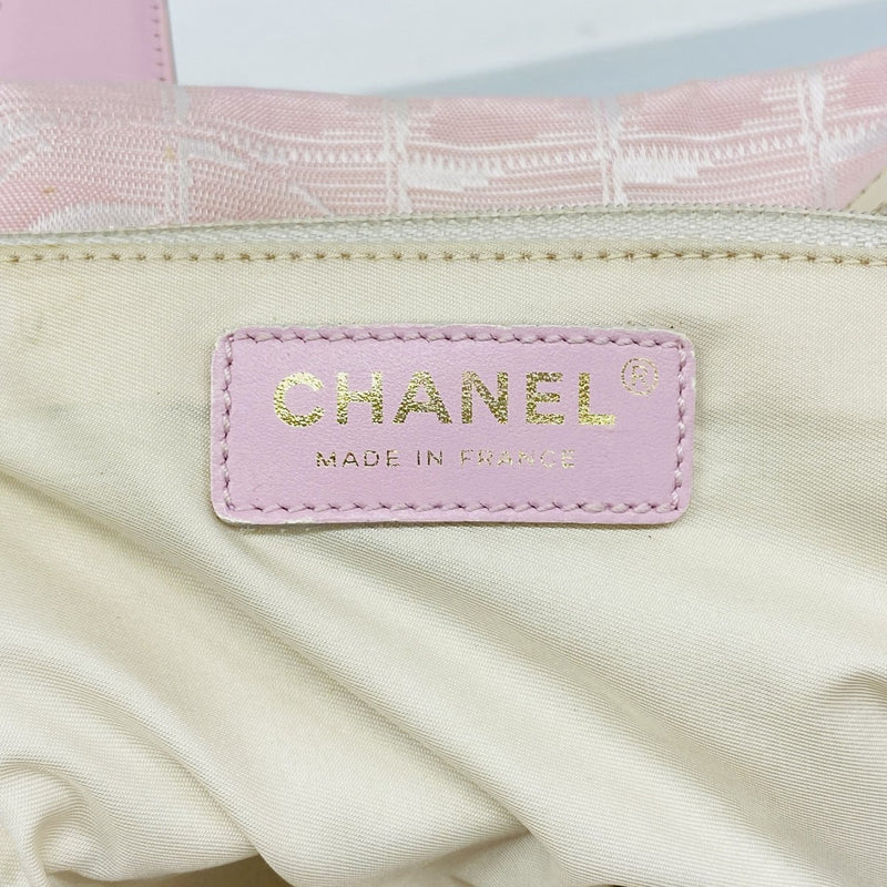 【6fd5455-k】シャネル トートバッグ ニュートラベル ナイロン ピンク シルバー ゴールド金具【中古】レディース