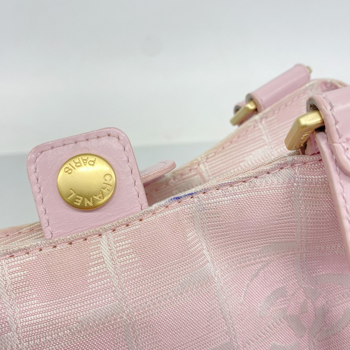 【6fd5456-k】シャネル ハンドバッグ ニュートラベル ナイロン ピンク シルバー ゴールド金具【中古】レディース