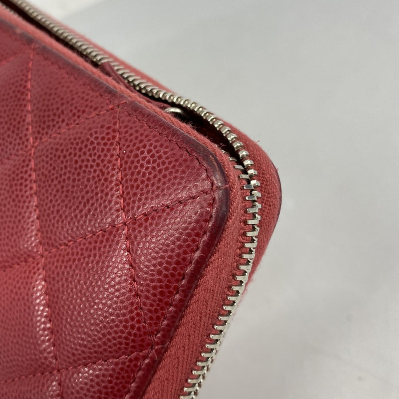 【6fd5457-k】シャネル 長財布 マトラッセ キャビアスキン レッド シルバー金具【中古】レディース