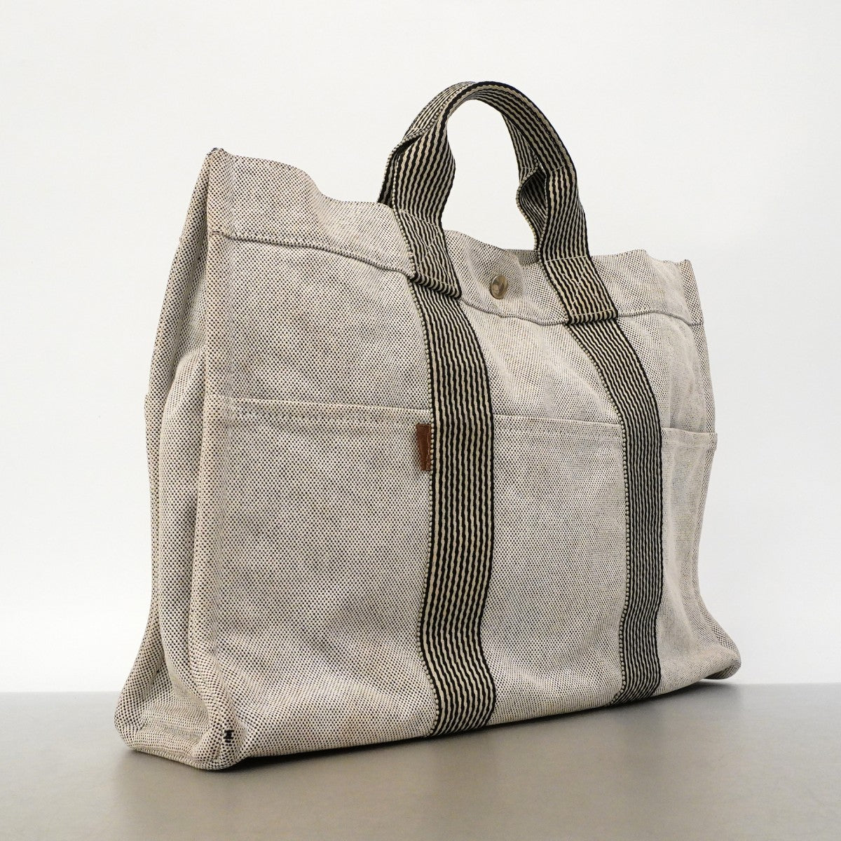 【6fd5459】エルメス トートバッグ ニューフールトゥMM キャンバス グレー シルバー金具【中古】メンズ レディース ユニセックス