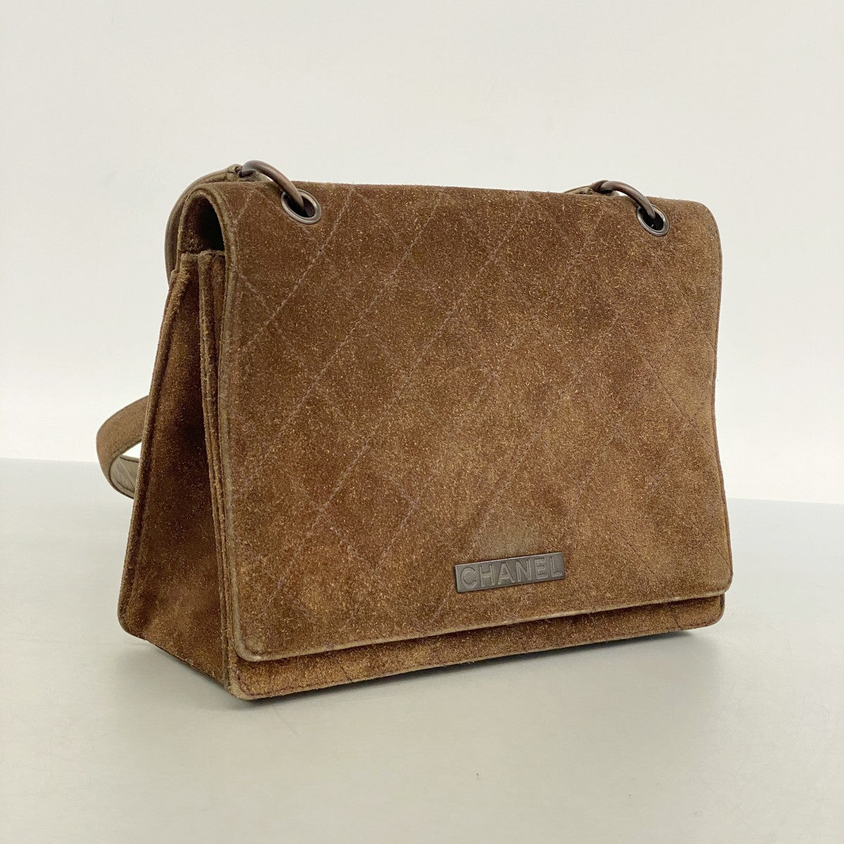 【6fd5521-k】シャネル ショルダーバッグ マトラッセ スウェード ダークブラウン【中古】レディース