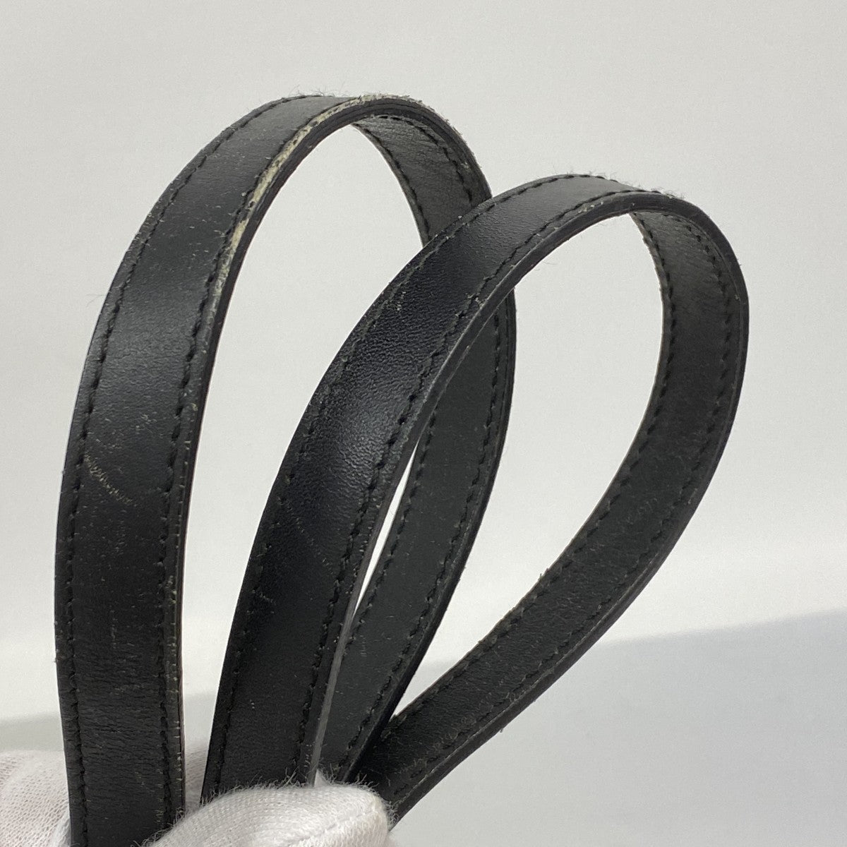 【6fd5528-k】グッチ トートバッグ GGキャンバス 002 1099 キャンバス ブラック ベージュ シャンパンゴールド金具【中古】レディース