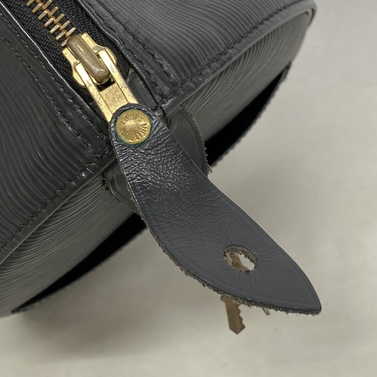 【6fd5541-k】ルイヴィトン ハンドバッグ エピ スピーディ30 M59022 ノワール【中古】レディース