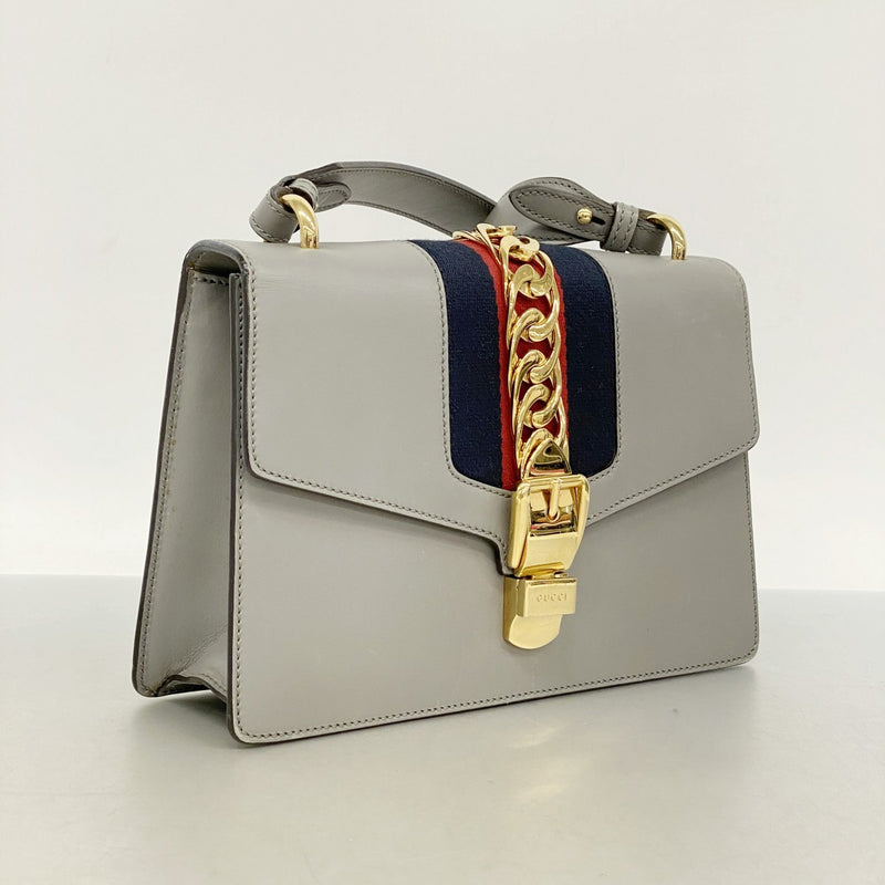 【6fd5554-k】グッチ ショルダーバッグ シルヴィ 421882 レザー グレー ゴールド金具【中古】レディース