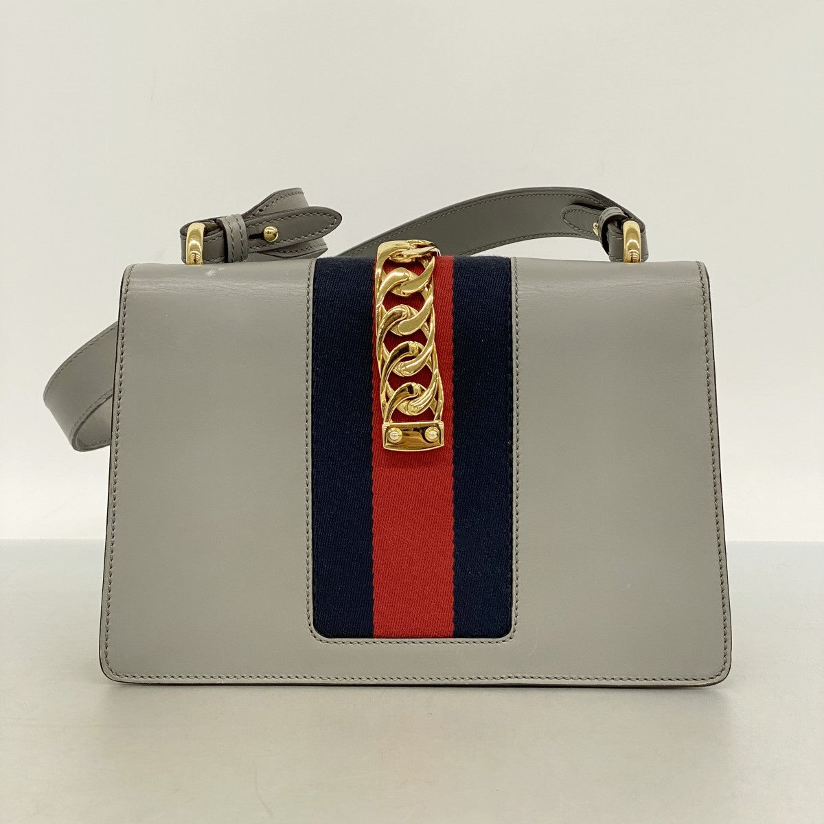 【6fd5554-k】グッチ ショルダーバッグ シルヴィ 421882 レザー グレー ゴールド金具【中古】レディース