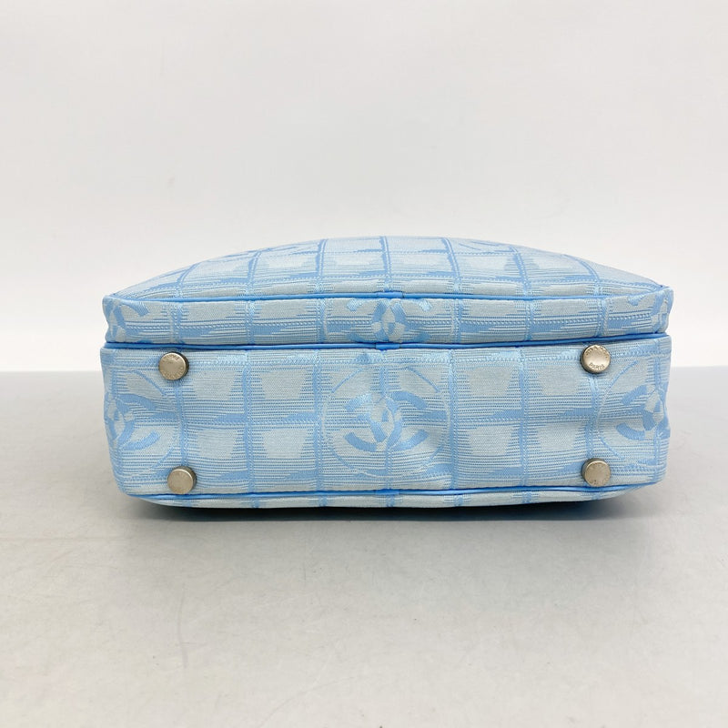 【6fd5561-k】シャネル ハンドバッグ ニュートラベル ナイロン ブルー シルバー金具 2wayバッグ【中古】レディース