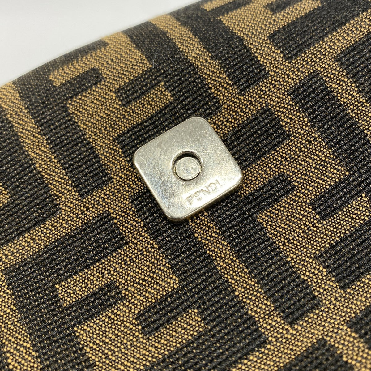 【6fd5566】フェンディ ハンドバッグ マンマバケット ナイロンキャンバス ブラウン シルバー金具【中古】レディース