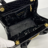 【6fd5569】サルヴァトーレフェラガモ ハンドバッグ ヴァラ レザー ブラック ゴールド金具【中古】レディース