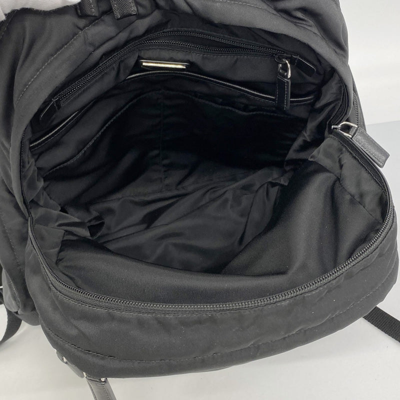 【6fd5590-k】プラダ リュック・デイパック テスート ナイロン ブラック シルバー金具【中古】メンズ