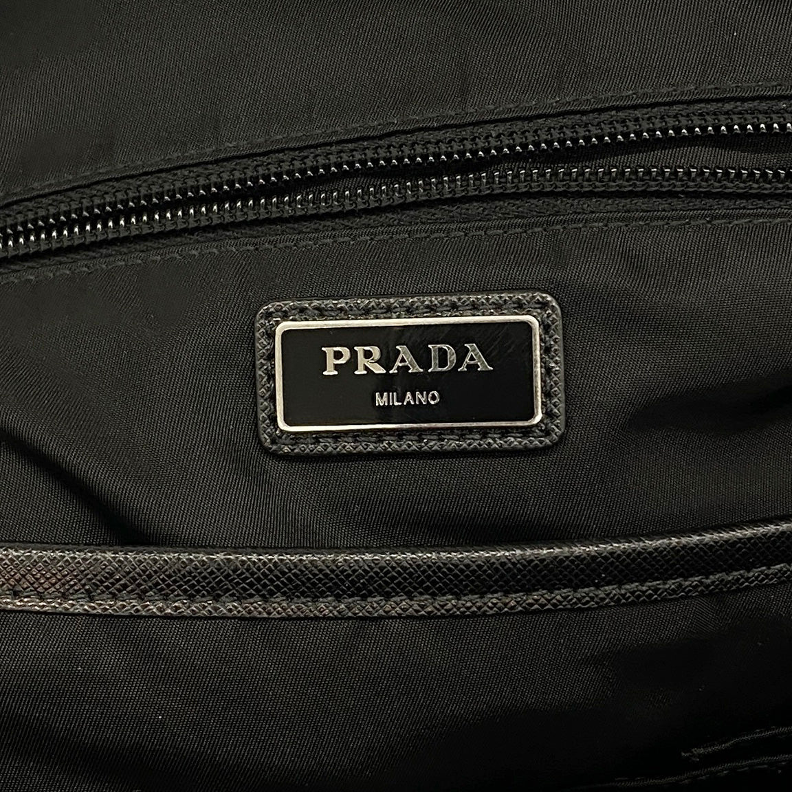 【6fd5590-k】プラダ リュック・デイパック テスート ナイロン ブラック シルバー金具【中古】メンズ