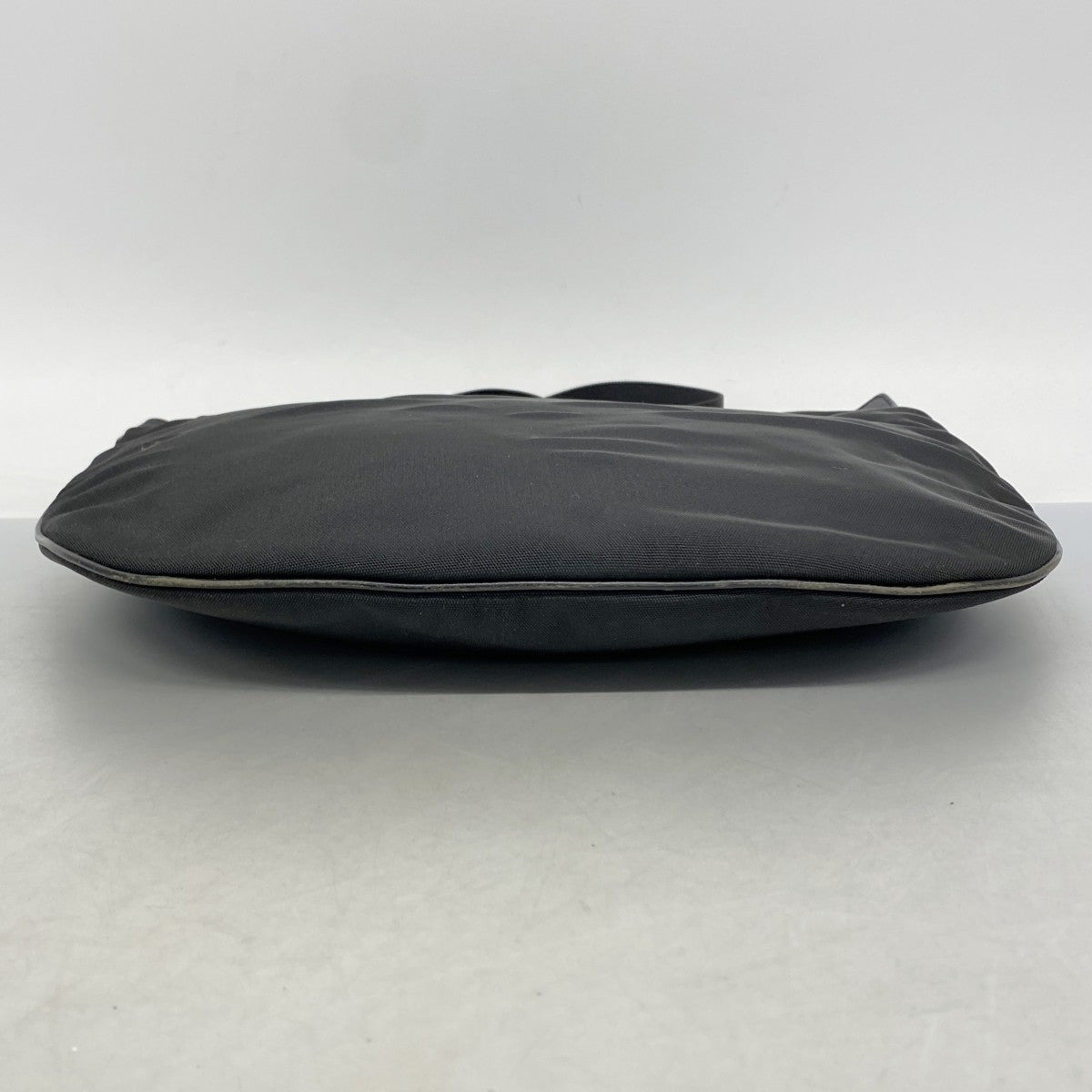 【6fd5592-k】グッチ ショルダーバッグ 001 3311 キャンバス ブラック シルバー金具【中古】レディース