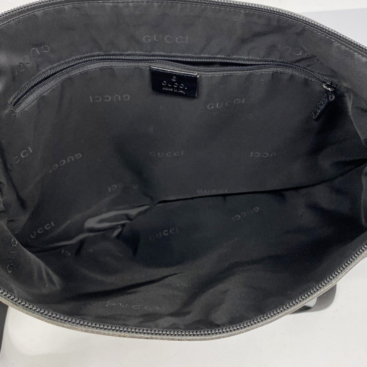 【6fd5592-k】グッチ ショルダーバッグ 001 3311 キャンバス ブラック シルバー金具【中古】レディース