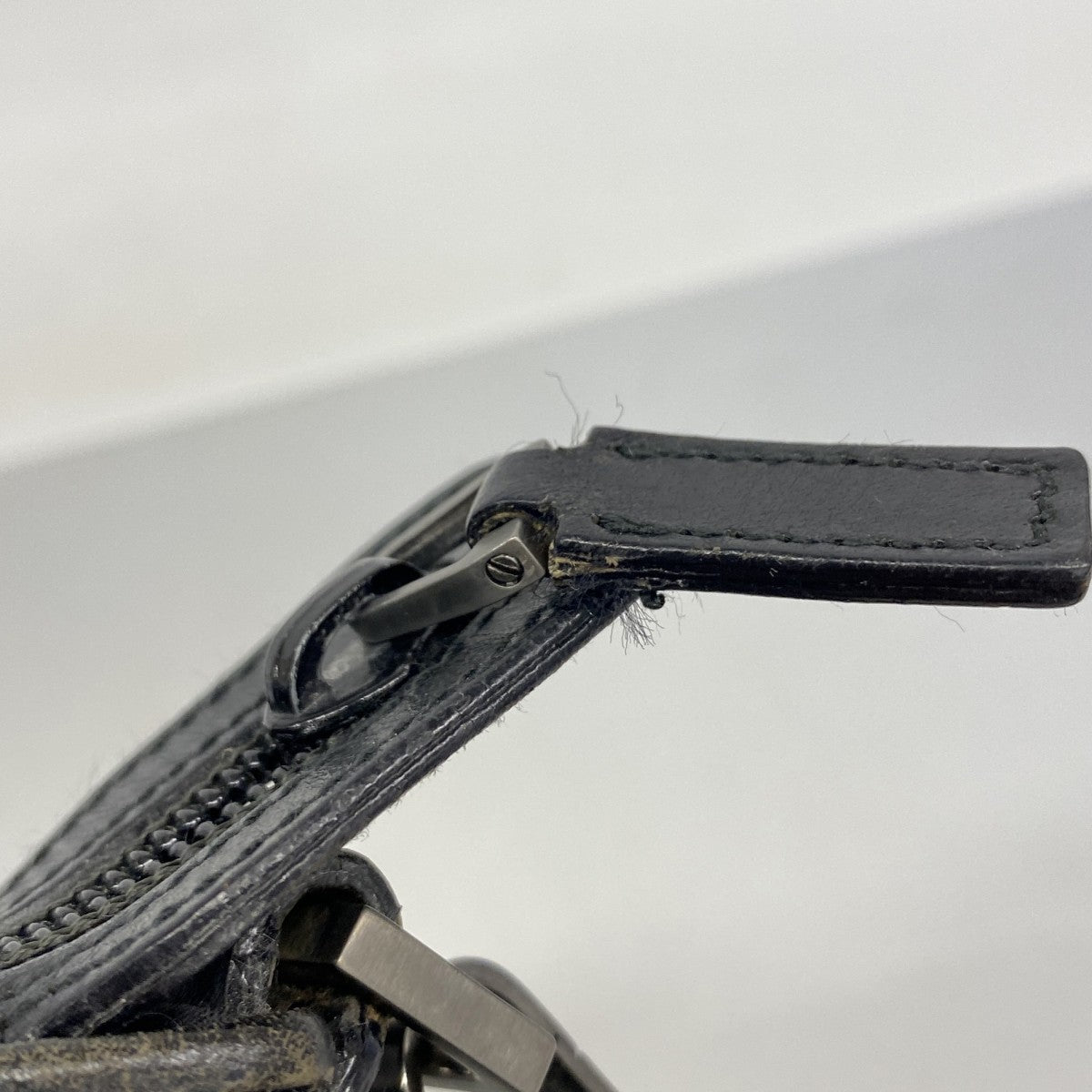 【6fd5592-k】グッチ ショルダーバッグ 001 3311 キャンバス ブラック シルバー金具【中古】レディース