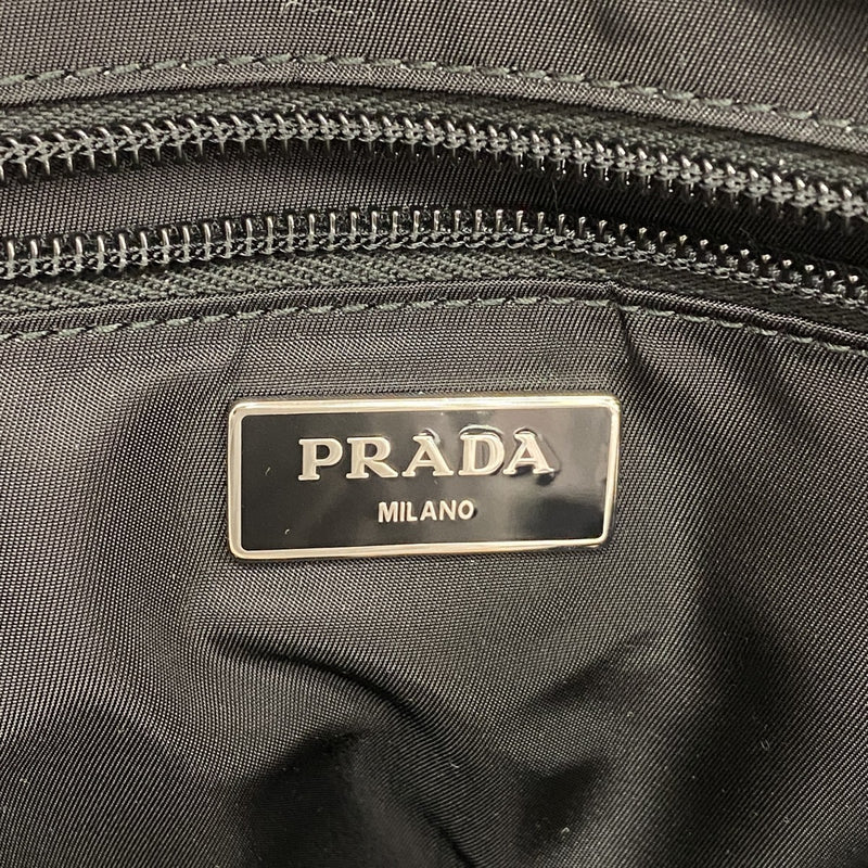 【6fd5610-k】プラダ リュック・デイパック テスート ナイロン ブラック シルバー金具【中古】メンズ