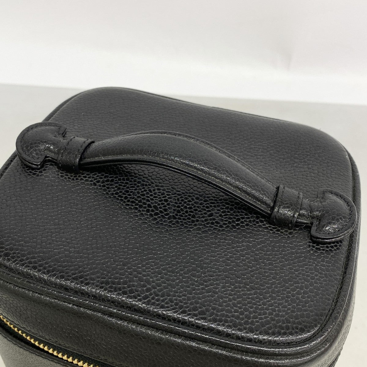 【6fd5612-k】シャネル バニティバッグ キャビアスキン ブラック ゴールド金具【中古】レディース