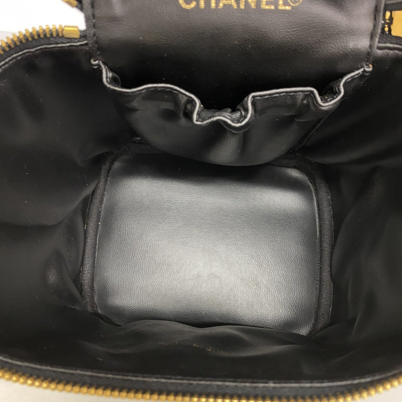 【6fd5613-k】シャネル バニティバッグ キャビアスキン ブラック ゴールド金具【中古】レディース