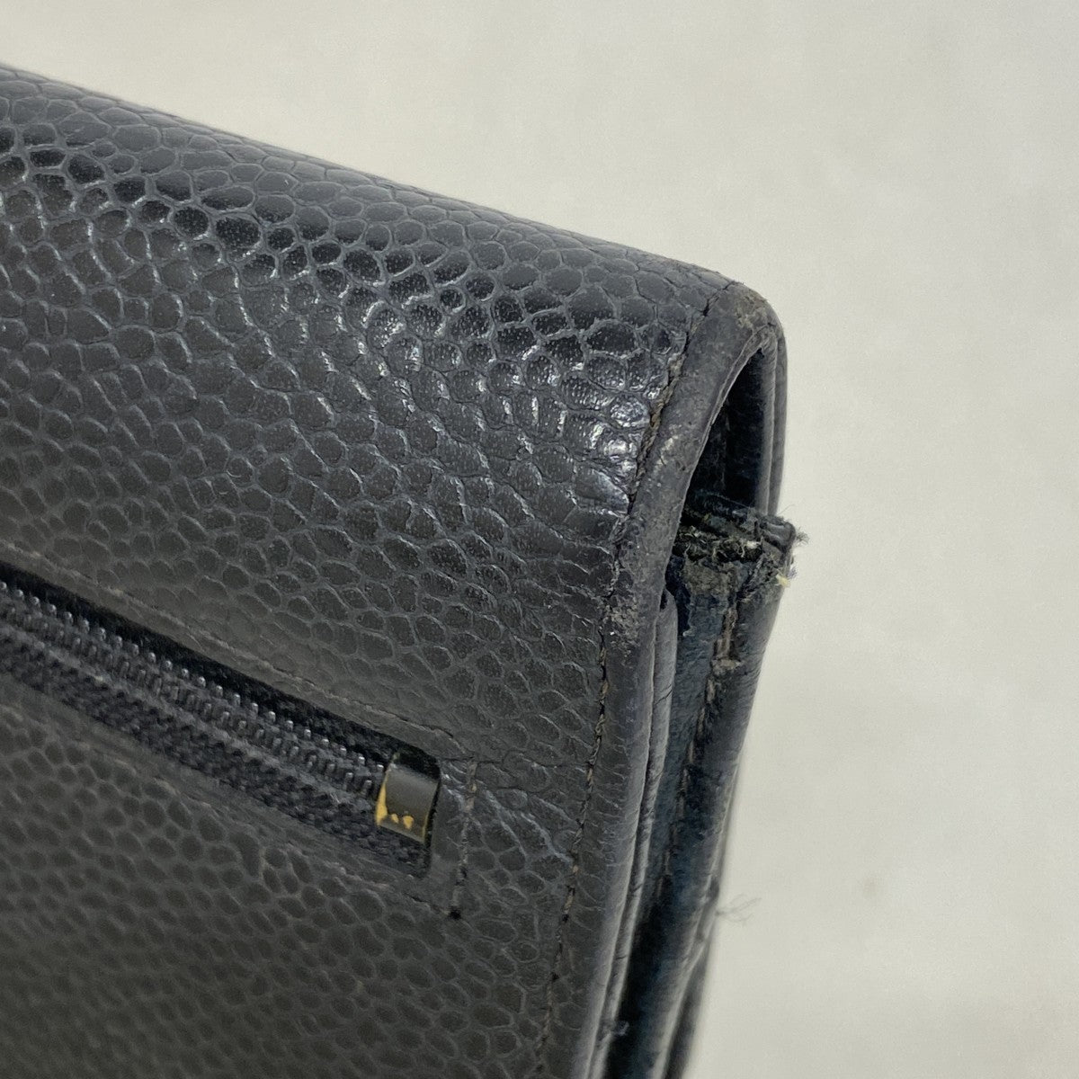 【6fd5615-k】シャネル 長財布 キャビアスキン ブラック ゴールド金具【中古】レディース