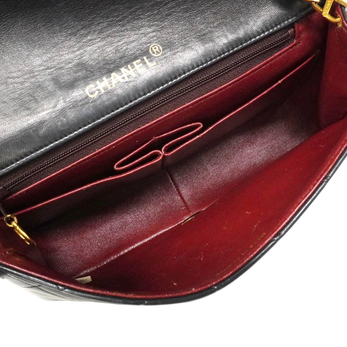 【6fd5677-k】シャネル ショルダーバッグ マトラッセ チェーンショルダー ラムスキン ブラック ゴールド金具【中古】レディース