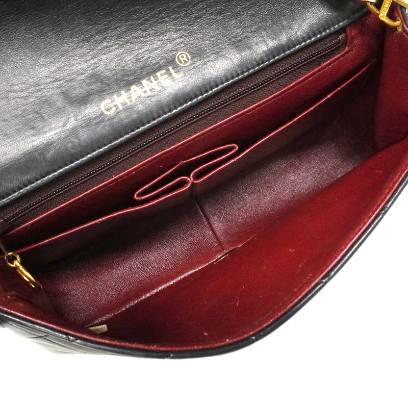 【6fd5677-k】シャネル ショルダーバッグ マトラッセ チェーンショルダー ラムスキン ブラック ゴールド金具【中古】レディース