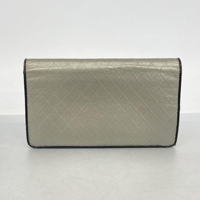 【6fd5763】シャネル 長財布 ビコローレ レザー グレー ブラック シルバー金具【中古】レディース