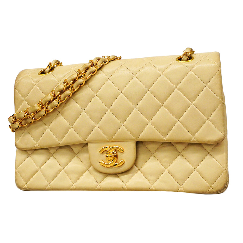 【6fd5771】シャネル ショルダーバッグ マトラッセ Wフラップ Wチェーン ラムスキン ベージュ ゴールド金具【中古】レディース