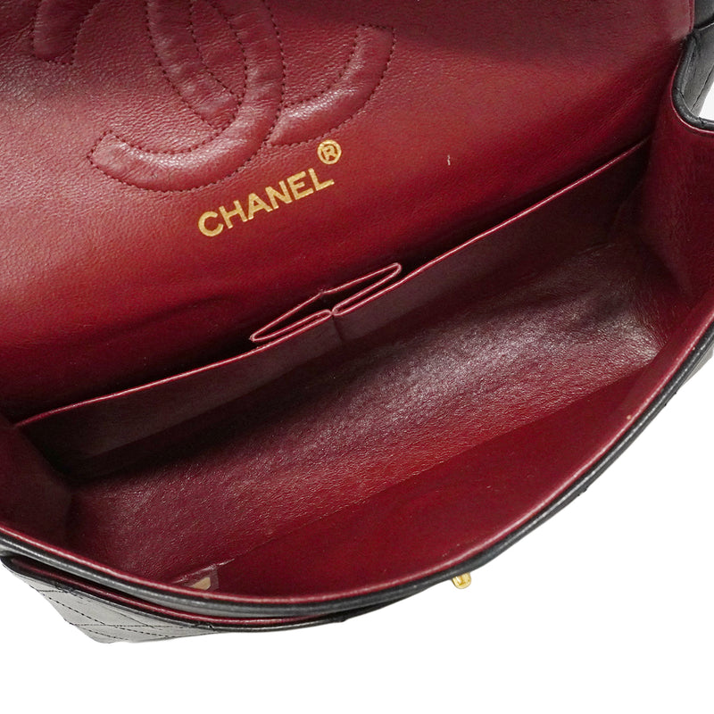 【6fd5777】シャネル ショルダーバッグ マトラッセ Wフラップ Wチェーン ラムスキン ブラック ゴールド金具【中古】レディース