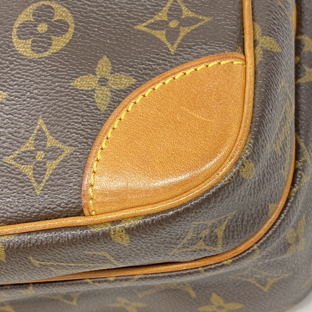 【6fd5839】ルイヴィトン ショルダーバッグ モノグラム ナイル M45244 ブラウン【中古】レディース